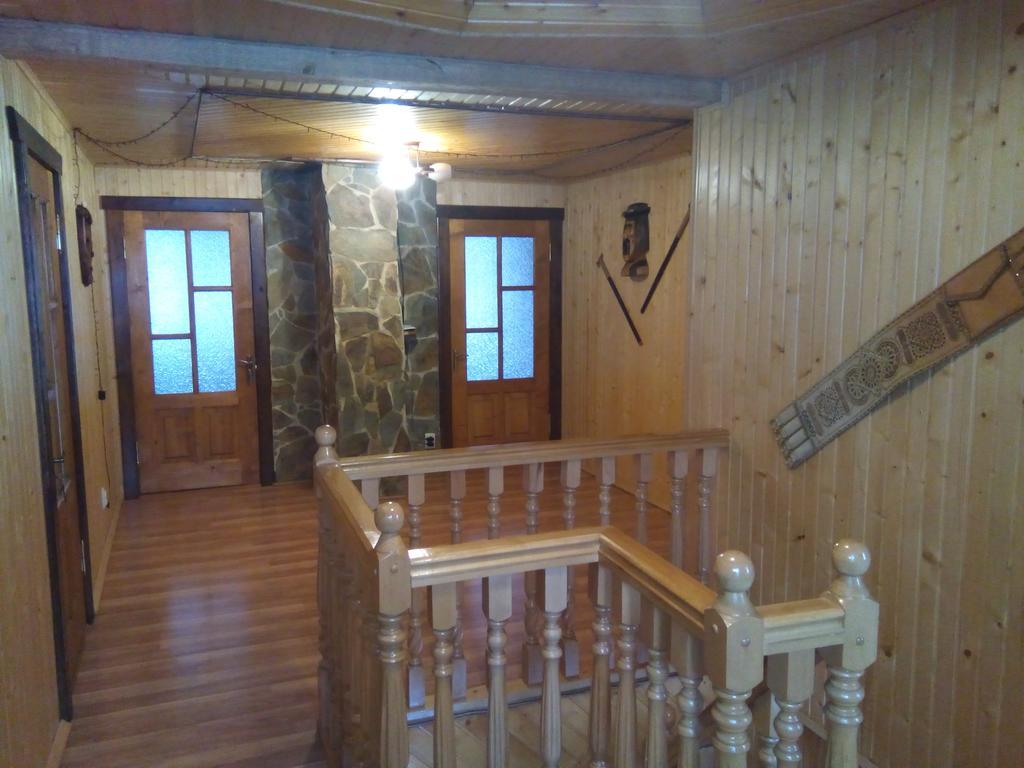 Homestay Opryshky 塔塔里夫 外观 照片